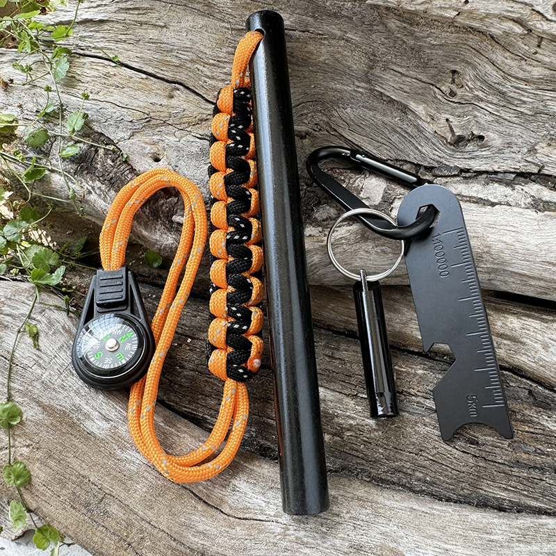 Bear Grylls Survival Fire Star - đánh giá và giá Ferro Rod Striker