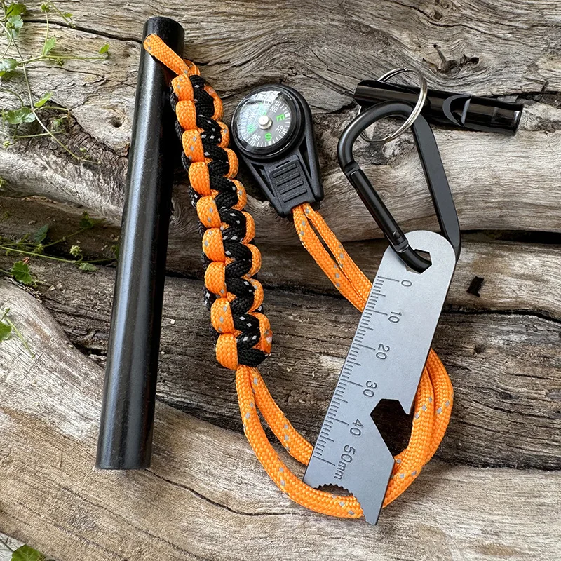 Bear Grylls Survival Fire Star - đánh giá và giá Ferro Rod Striker